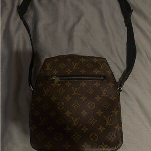 Louis Vuitton Brown Monogram Messenger Bag with Black Strap